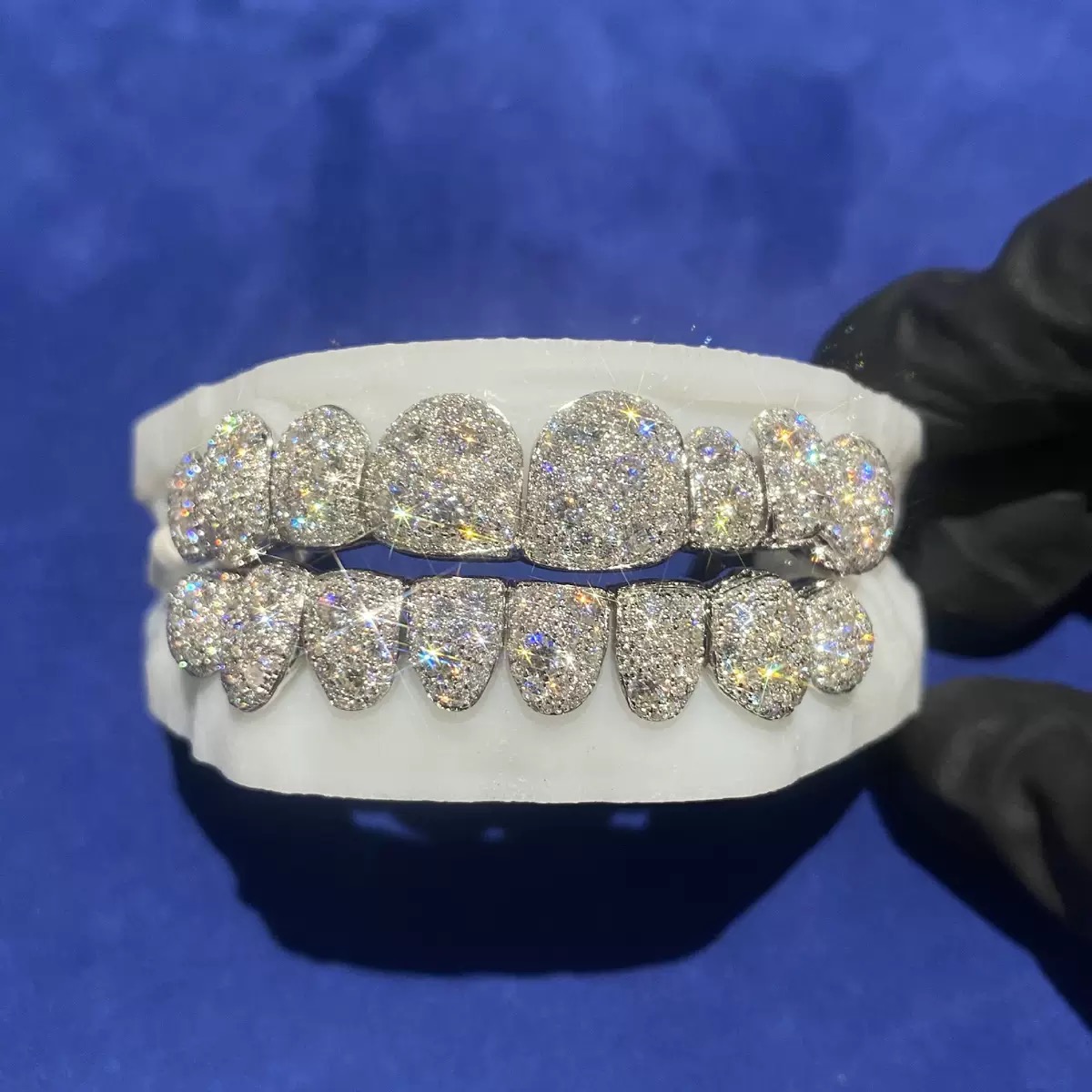 Pavé Custom Moissanite Grillz in 925 sterling silver with moissanite